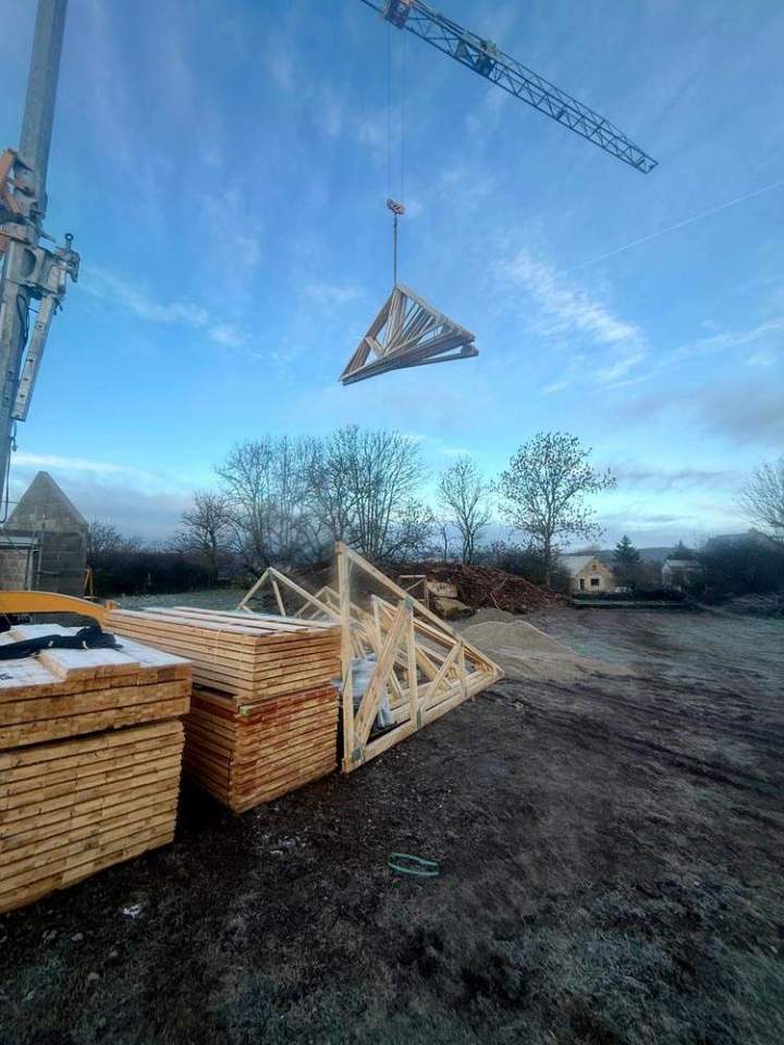 Montage de charpente Saint-Chély